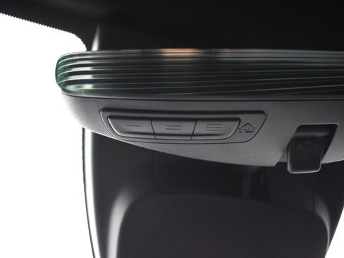 Used 2024 Toyota Corolla Cross AWD Hybrid image 18