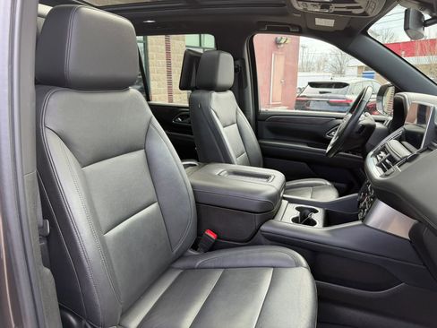 Used 2021 Chevrolet Tahoe Z71 w/ Z71 Off-Road Package image 22