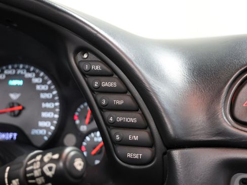 Used 1997 Chevrolet Corvette Coupe w/ Memory Pkg RWD image 22