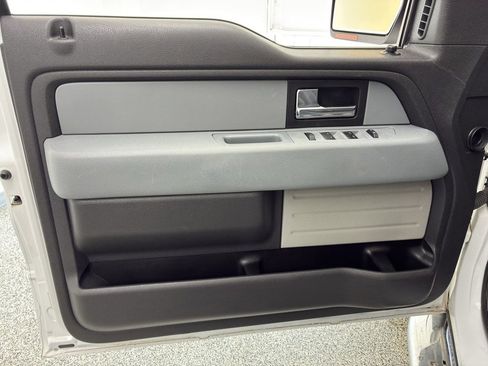 Used 2013 Ford F150 XLT w/ XLT Chrome Pkg image 18