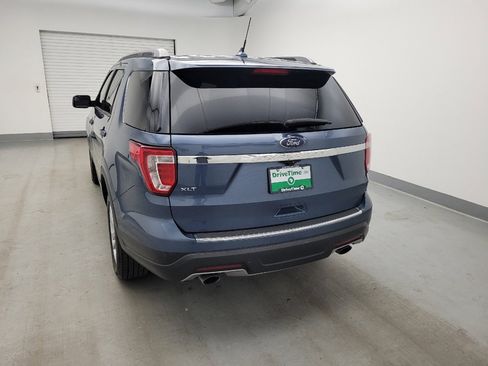 Used 2018 Ford Explorer XLT w/ Equipment Group 202A AWD/4WD image 6