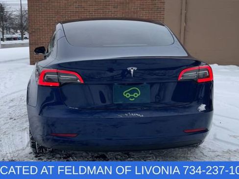 Used 2023 Tesla Model 3 Standard Range image 7