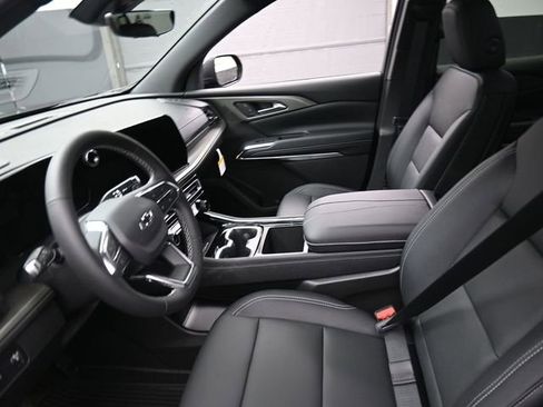 New 2026 Chevrolet Traverse LT w/ Midnight/Sport Edition image 8