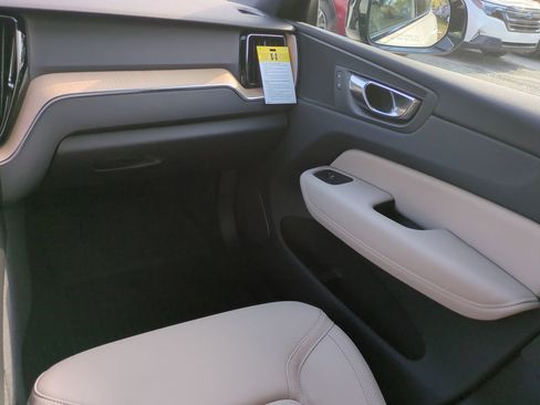 New 2026 Volvo XC60 B5 Plus w/ Protection Package Premier image 15