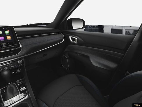 New 2024 Jeep Compass Latitude w/ Convenience Group AWD/4WD image 17