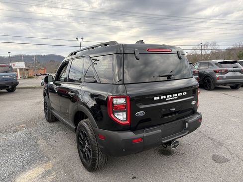 Used 2025 Ford Bronco Sport Badlands AWD/4WD image 8