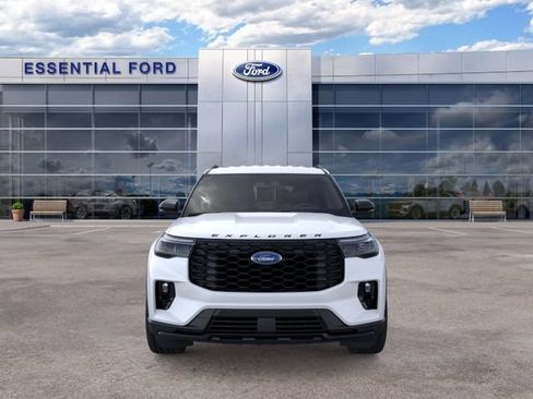 New 2026 Ford Explorer ST-Line w/ ST-Line Street Pack RWD image 6