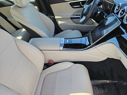 Used 2023 Mercedes-Benz C 300 Sedan image 15
