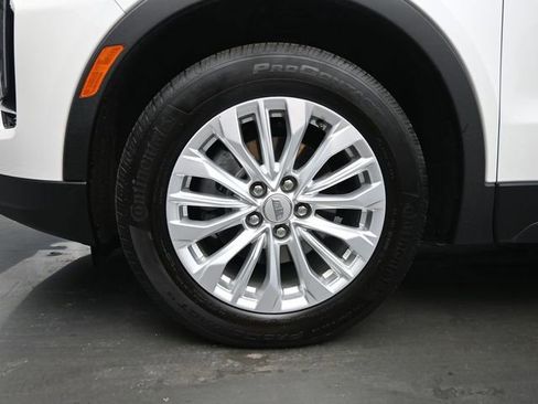 Used 2024 Cadillac XT4 Luxury w/ Cold Weather Package AWD/4WD image 50