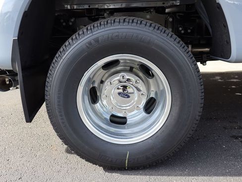 New 2026 Ford F350 Lariat AWD/4WD image 16