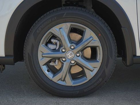 New 2026 Honda HR-V LX image 7