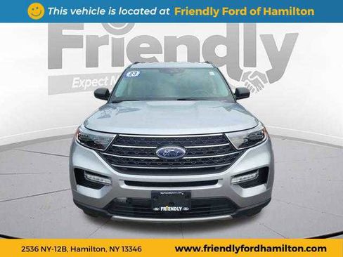 Used 2023 Ford Explorer XLT w/ Equipment Group 202A image 8