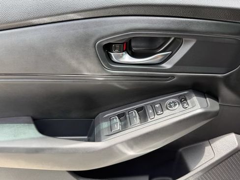 Certified 2025 Honda Accord SE image 34