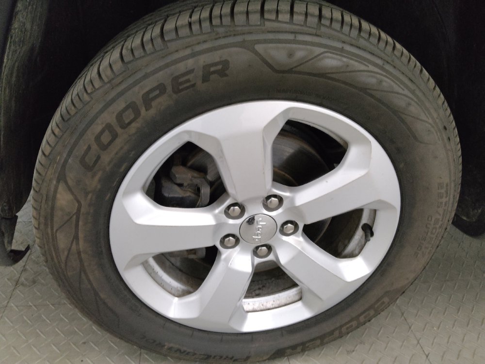 Used 2018 Jeep Compass Latitude w/ Popular Equipment Group AWD/4WD image 31