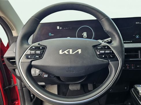 Used 2024 Kia EV6 Wind w/ Wind Technology Package AWD/4WD image 29