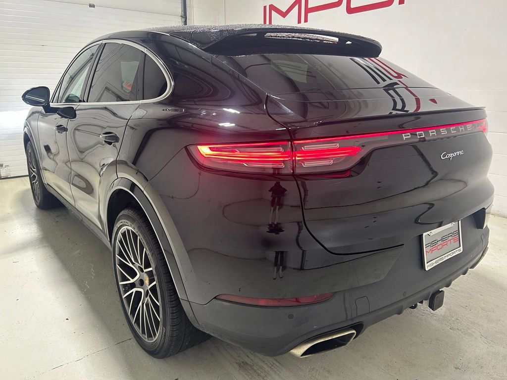 Used 2022 Porsche Cayenne Coupe AWD/4WD image 5