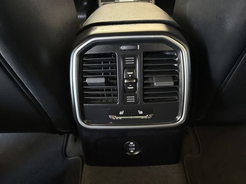 Used 2024 Porsche Macan Turbo AWD/4WD image 19