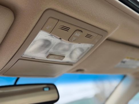 Used 2008 Toyota Avalon XLS image 57