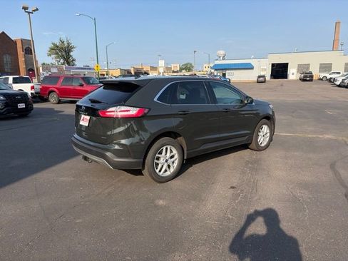 Used 2022 Ford Edge SEL w/ Convenience Package AWD/4WD image 5