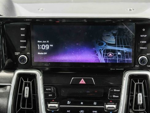 Used 2023 Kia Sorento SX FWD image 17