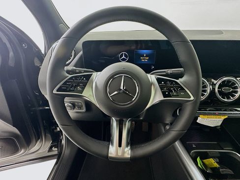 New 2026 Mercedes-Benz GLA 250 image 12