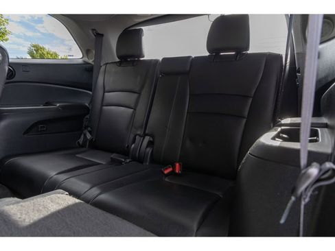 Used 2019 Honda Pilot Elite image 16