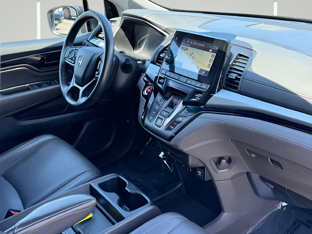 Used 2023 Honda Odyssey Touring image 14