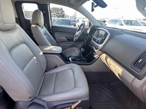 Used 2017 GMC Canyon SLT w/ Trailering Package image 16