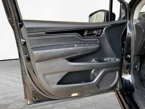 Used 2023 Honda Odyssey Touring image 20