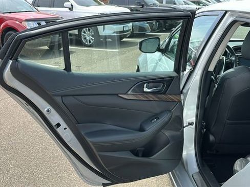 Used 2018 Nissan Maxima Platinum FWD image 22