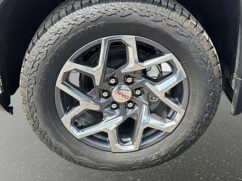 New 2026 GMC Sierra 1500 SLT w/ SLT Premium Plus Package AWD/4WD image 10