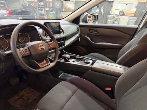 Used 2026 Nissan Rogue S AWD/4WD image 11