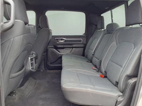Used 2022 RAM 1500 Big Horn AWD/4WD image 17