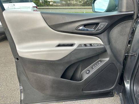 Used 2019 Chevrolet Equinox Premier w/ LPO, Cargo Package AWD/4WD image 22