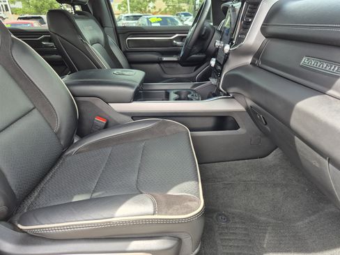 Used 2024 RAM 1500 Laramie AWD/4WD image 21
