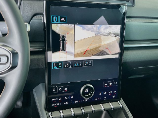 New 2027 GMC Terrain AT4 w/ Convenience Package III AWD/4WD image 9