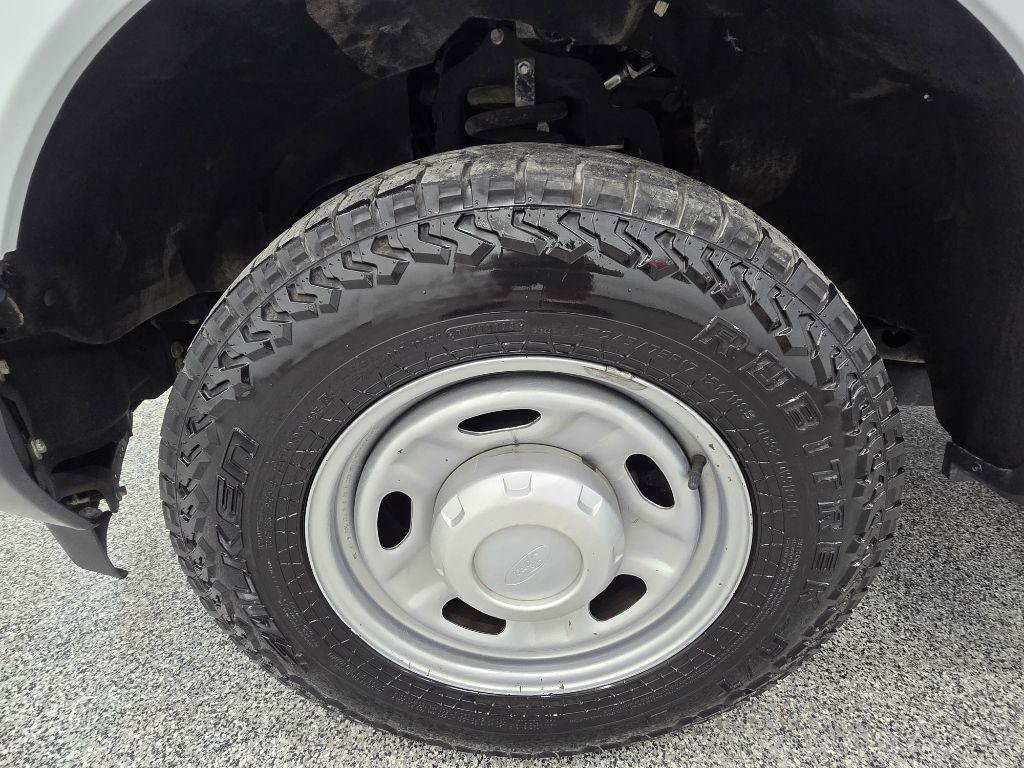 Used 2018 Ford F350 XL w/ Power Equipment Group RWD image 24