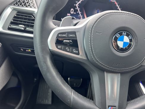 Used 2025 BMW X5 sDrive40i w/ M Sport Package image 19