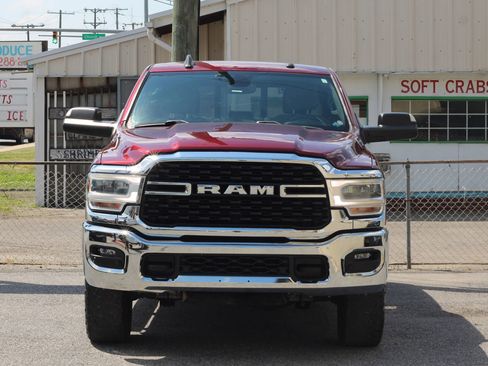 Used 2022 RAM 2500 Big Horn w/ Level C Equiment Group AWD/4WD image 2
