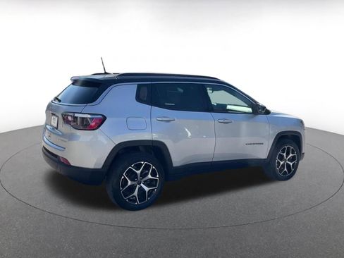 Used 2025 Jeep Compass Limited AWD/4WD image 14