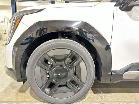 New 2026 Kia EV9 GT-Line image 20