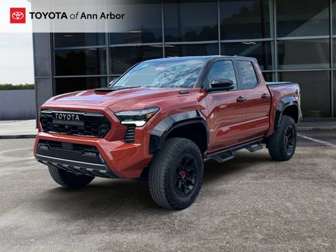 Used 2024 Toyota Tacoma TRD Pro AWD/4WD image 9