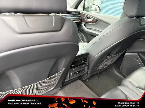 Used 2021 Audi Q7 2.0T Premium w/ Convenience Package AWD/4WD image 30