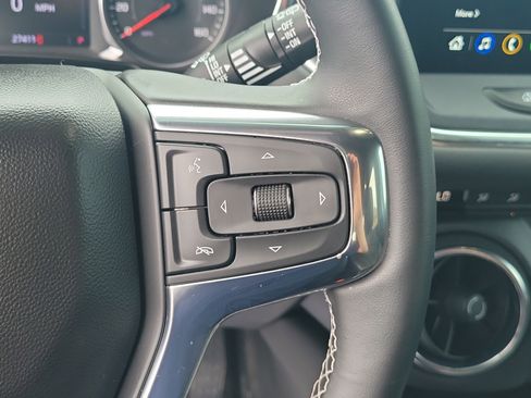 Used 2023 Chevrolet Blazer LT AWD/4WD image 24
