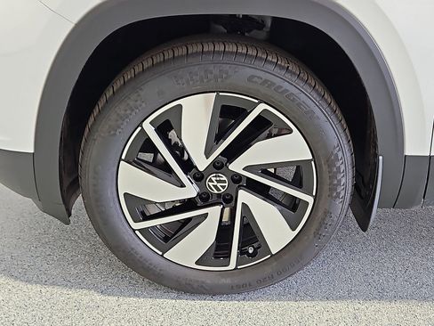 New 2026 Volkswagen Atlas SEL AWD/4WD image 12