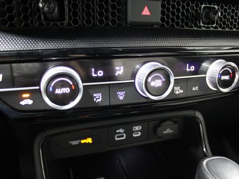 Used 2023 Honda CR-V Sport Touring image 16