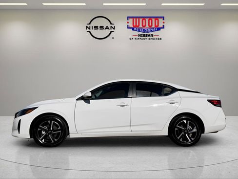 Certified 2025 Nissan Sentra SV image 6