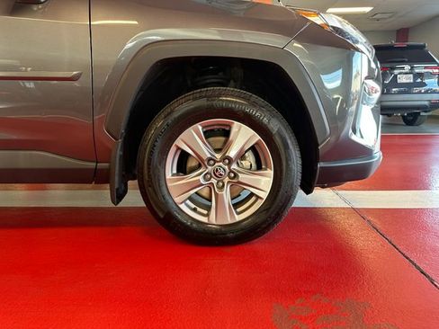Certified 2022 Toyota RAV4 XLE w/ XLE Grade Weather Package AWD/4WD image 30