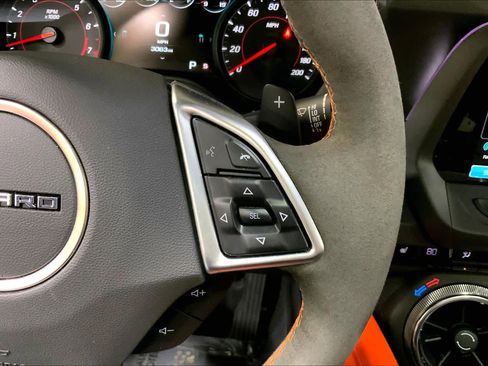 Used 2018 Chevrolet Camaro SS w/ Hot Wheels Edition image 19