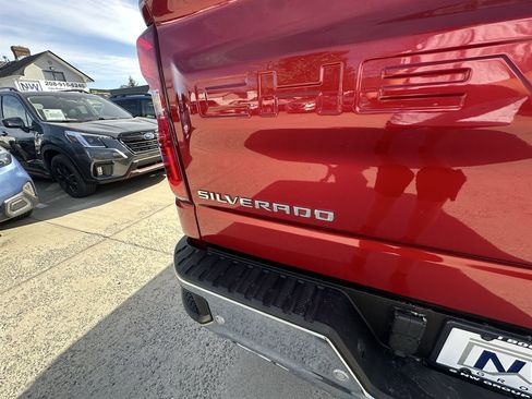 Used 2021 Chevrolet Silverado 1500 LTZ w/ LTZ Premium Package image 42